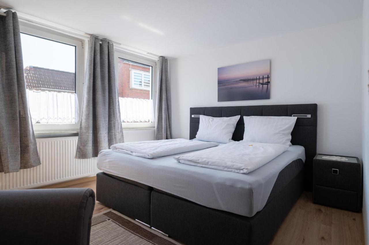 Hotel Alt-Emder Buergerhaus Emden Esterno foto