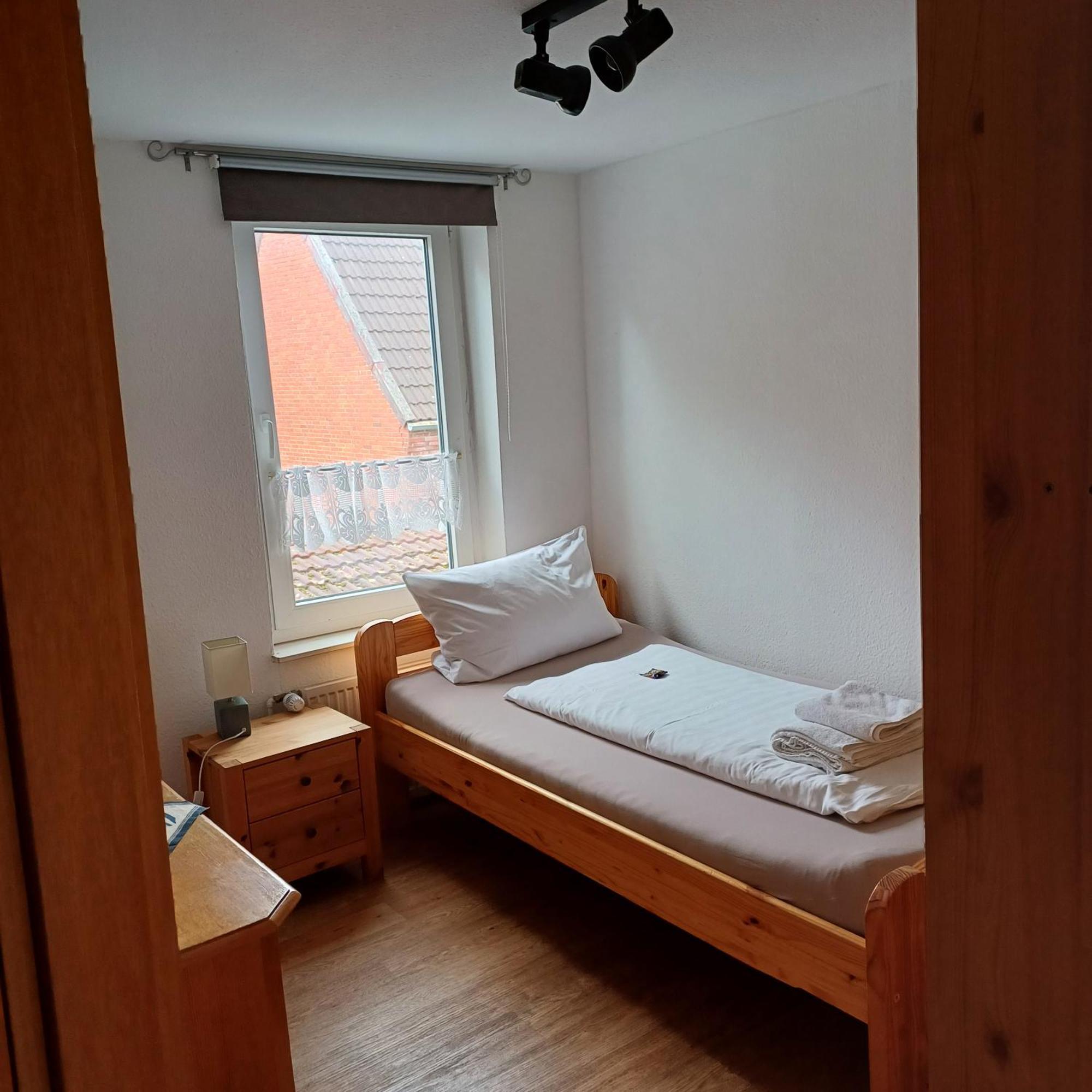 Hotel Alt-Emder Buergerhaus Emden Esterno foto