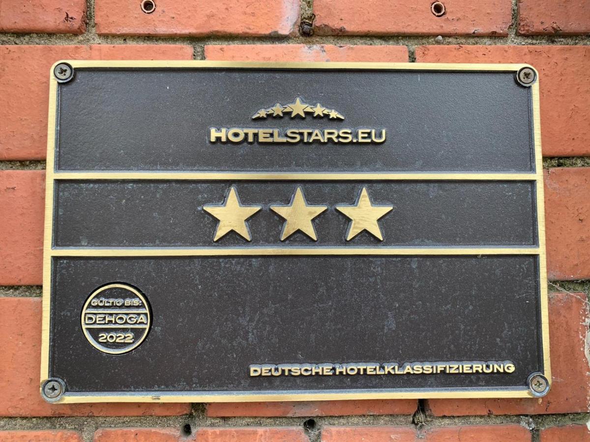 Hotel Alt-Emder Buergerhaus Emden Esterno foto